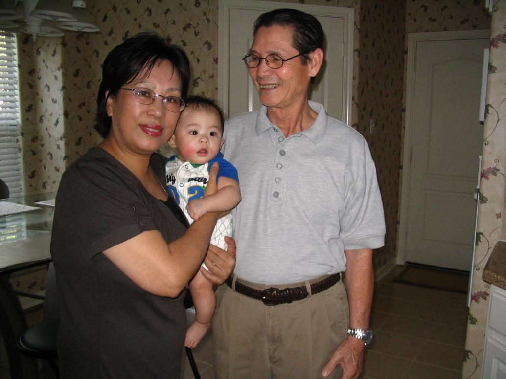 Chiều nay hẹn đi ăn với Cậu Tám ở tiệm cơm Tàu