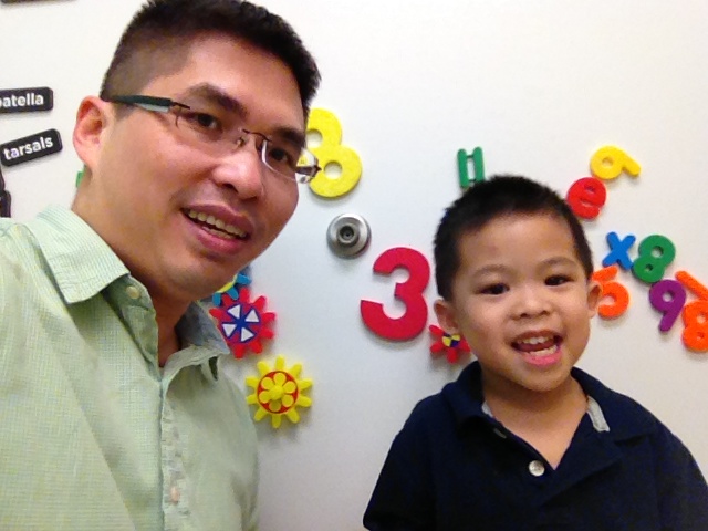 Ngày 10/3/2012 Cúc Cu đi bác sĩ, cân nặng 35.3lbs (16.01kg)