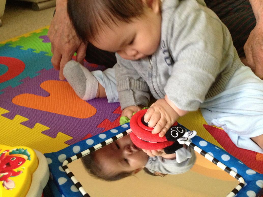 Ngồi chơi cái gương Chú Lâm cho thích lắm