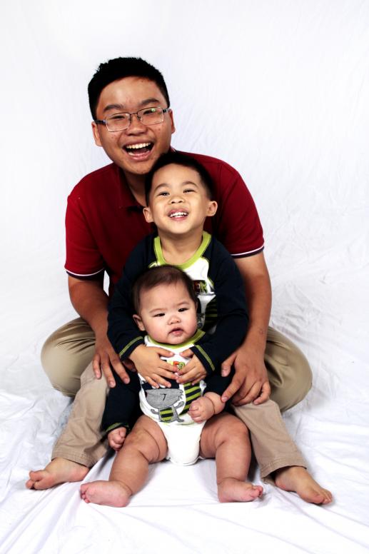 Đâu đó giữa đám bát nháo ì xèo bí bum thì được tấm này...pheew!!