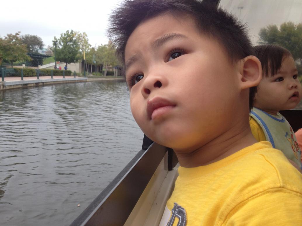 Ai chụp gần vậy không biết nữa?