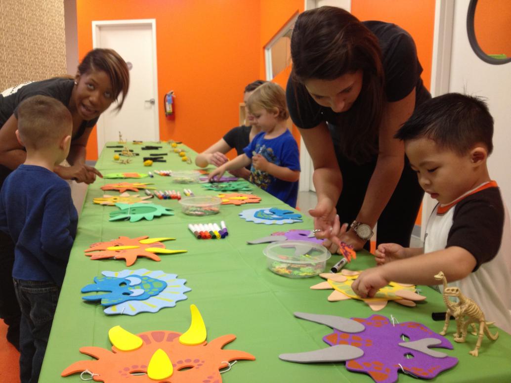 Có 'xăm' hình khủng long nữa..