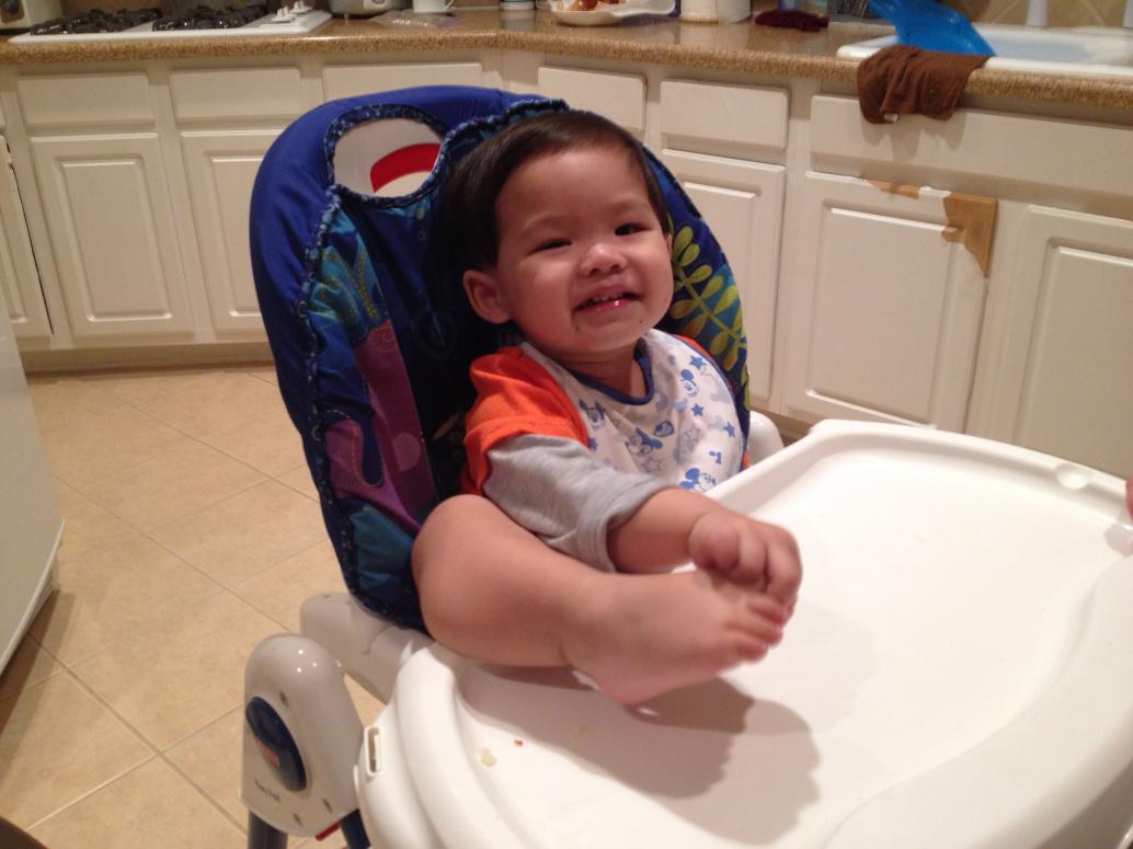 Ăn hết rồi mà cái chân còn đó.