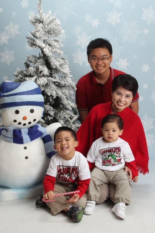 Cúc Cu thì cười suốt, vì được dặn dò tới lui nhiều lần.