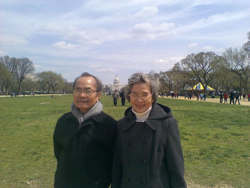 Ra khỏi Smithsonian là thấy tòa nhà quốc hội