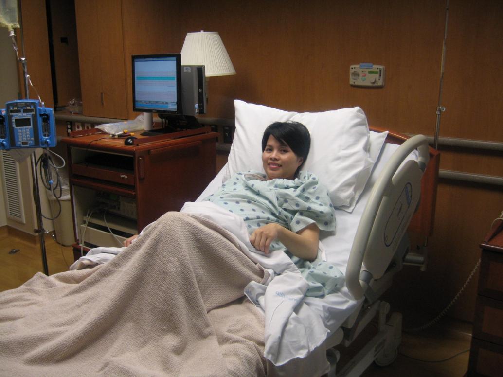 Ngày 1/20/2009, con 39 tuần, bác sĩ muốn con ra sớm cho an toàn.  Ba Mẹ hồi hộp đợi tới lúc gặp con... 