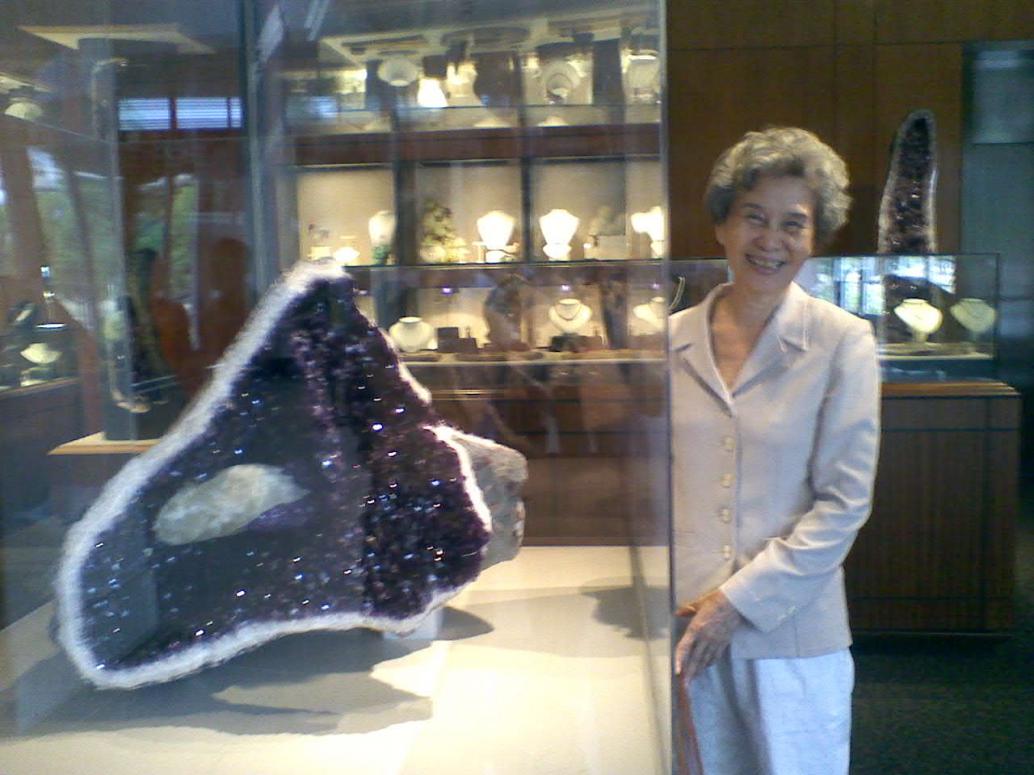 Cái này cũng vậy.