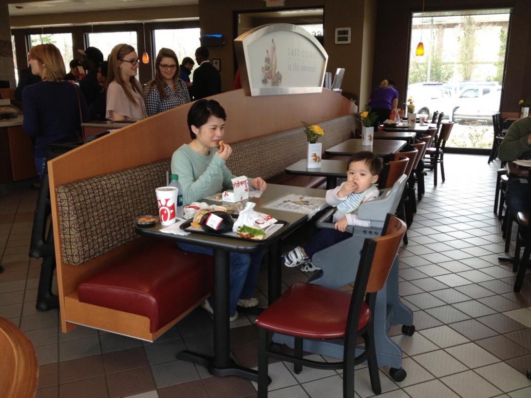Mẹ và em lại thích Chik-fil-a
