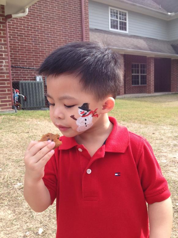 Đây là hình người tuyết mà con lựa.