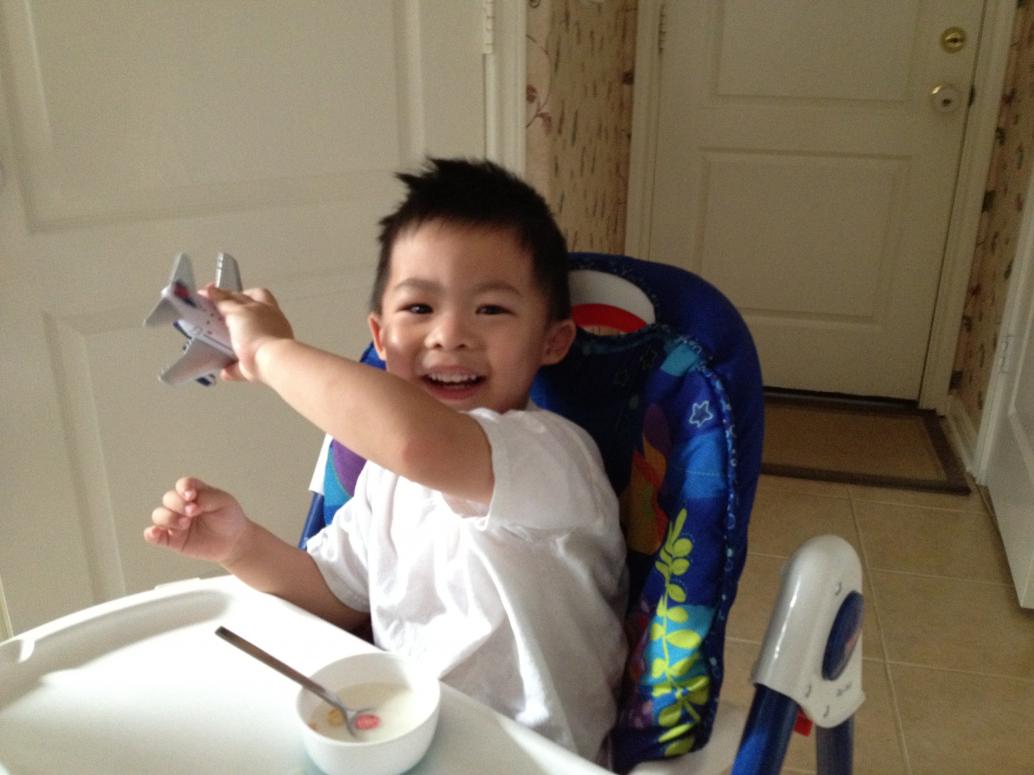 ...chơi máy bay..