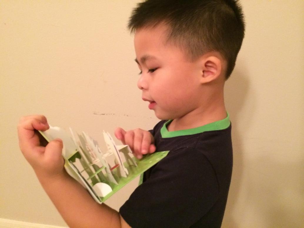 Mở thiệp hình khủng long.