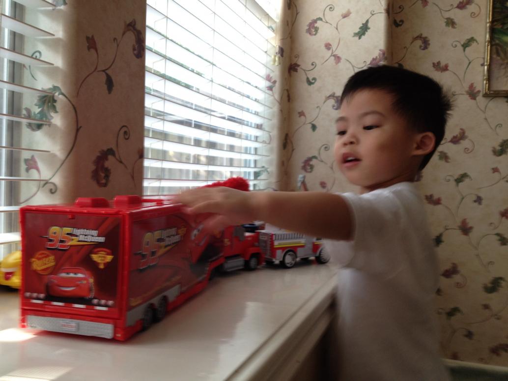 Con lựa khủng long kỹ lắm nhưng cuối cùng mua xe.