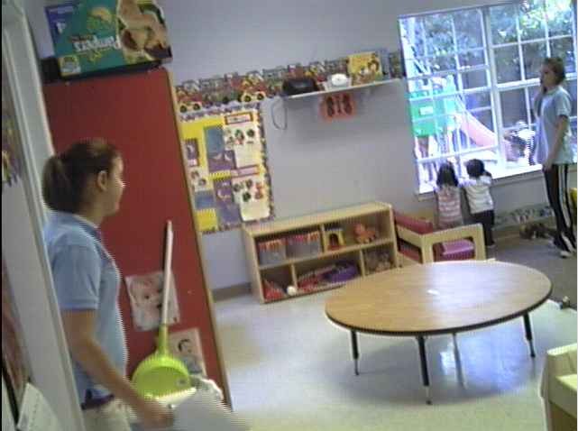 ...bạn Matilda (10 phút sau)..Hihi con thích Matilda lắm.