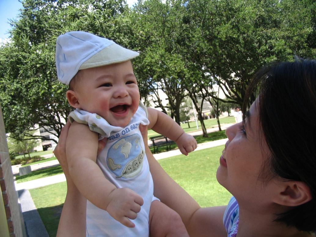 Hôm nay vui ghê hả Mẹ