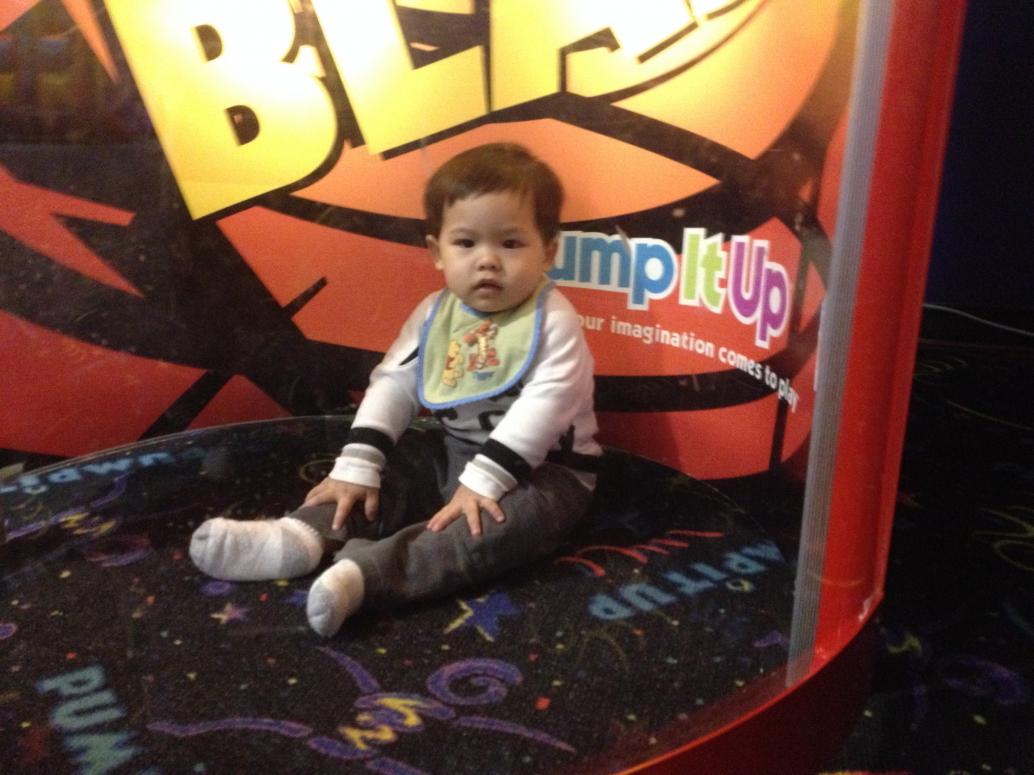 Em cũng đi sinh nhật ké