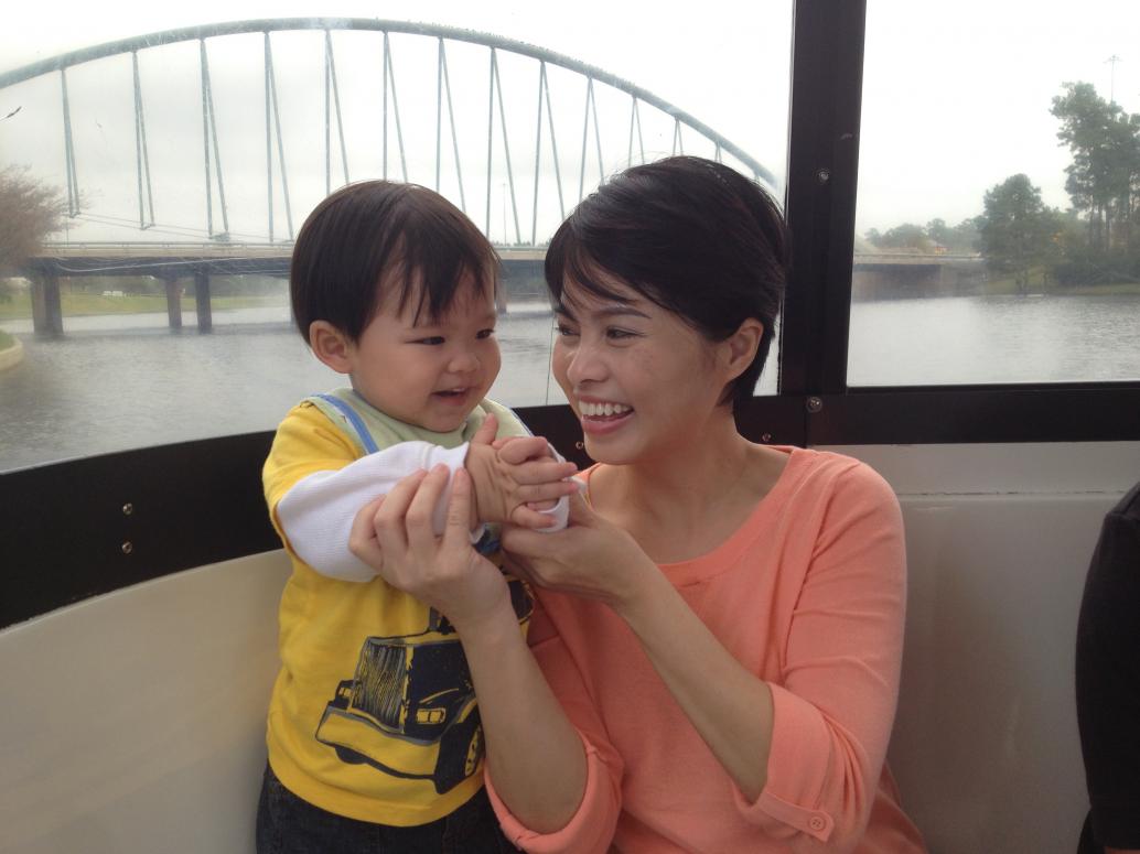 Em giờ mới chịu cười.