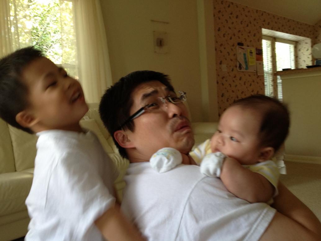 Aaaa, trước sau đều có địch!