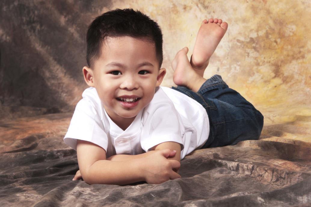 Tháng 11 này con được 3 tuổi 10 tháng.Còn 2 tháng nữa thôi con là được 4 tuổi.