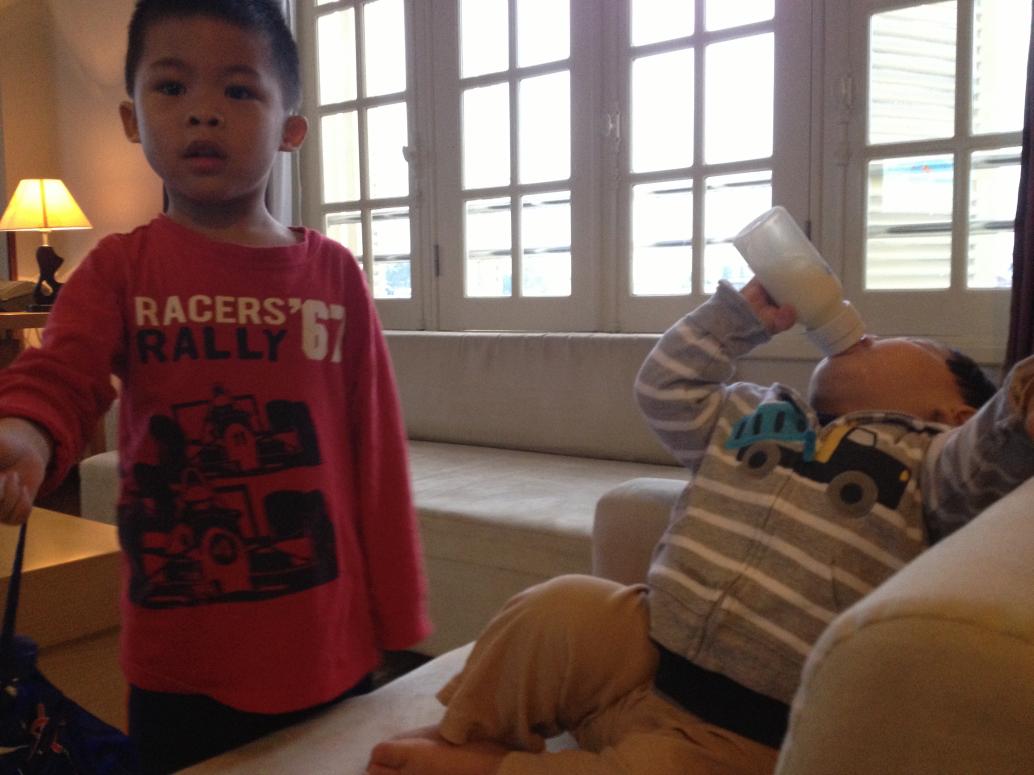 Cúc Ky làm bình đầu tiên.