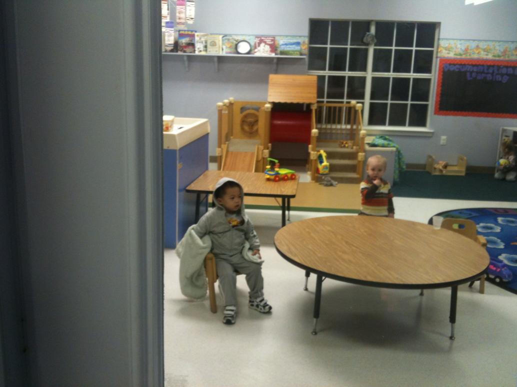 Sáng sớm vô lớp vẫn ngồi đờ đẫn...